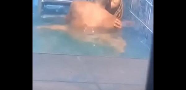  Hidden Camera Caught Boyfriend and girlfriend fucking inside pool